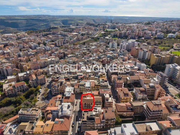 casa indipendente in vendita a Ragusa