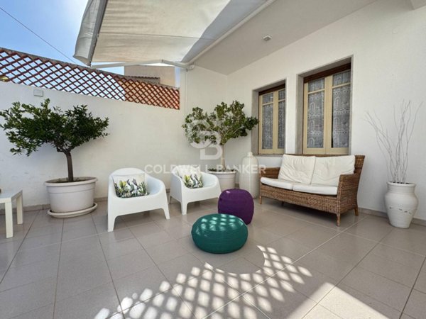 casa indipendente in vendita a Ragusa in zona Marina