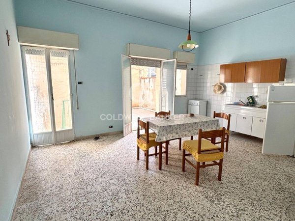 appartamento in vendita a Ragusa in zona Marina