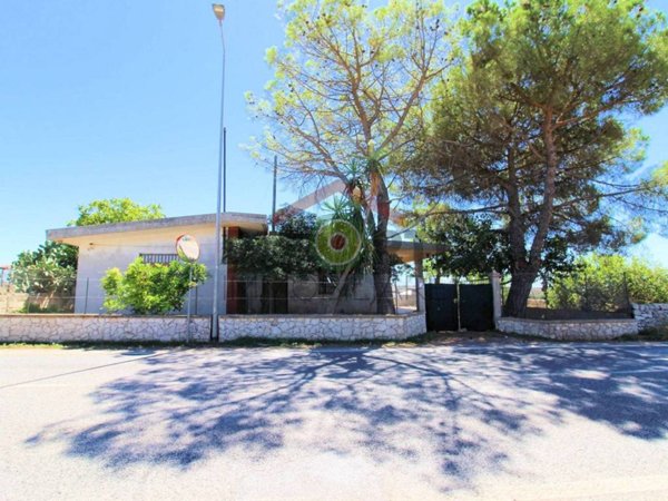 casa indipendente in vendita a Ragusa in zona Punta Braccetto