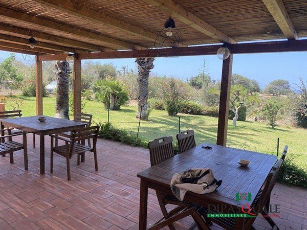 casa indipendente in vendita a Ragusa in zona Marina