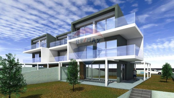 casa indipendente in vendita a Ragusa in zona Marina