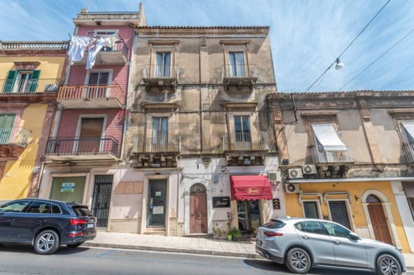 casa indipendente in vendita a Ragusa in zona Ragusa Centro