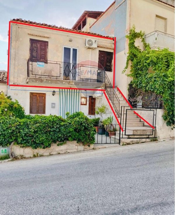 casa indipendente in vendita a Ragusa in zona San Giacomo / Bellocozzo