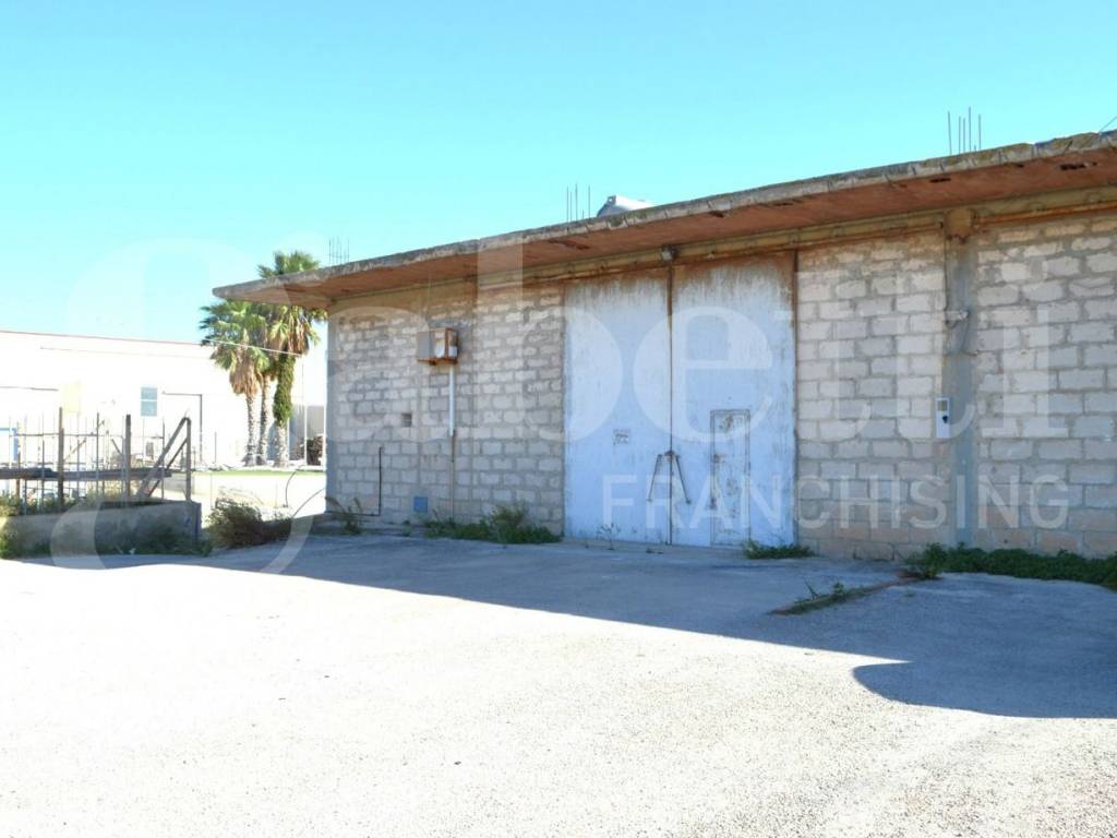 casa indipendente in vendita a Ragusa in zona Marina