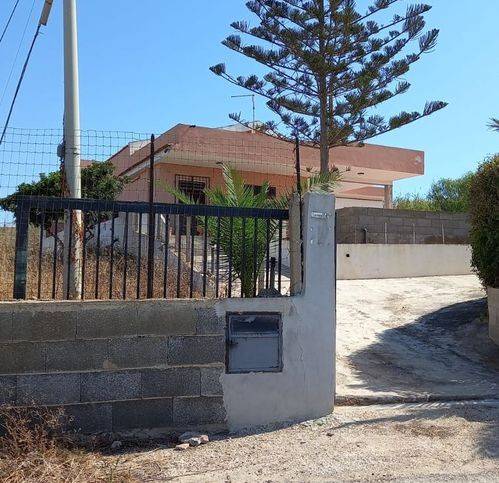 casa indipendente in vendita a Ragusa in zona Punta Braccetto