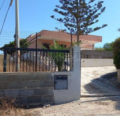 casa indipendente in vendita a Ragusa in zona Donnafugata