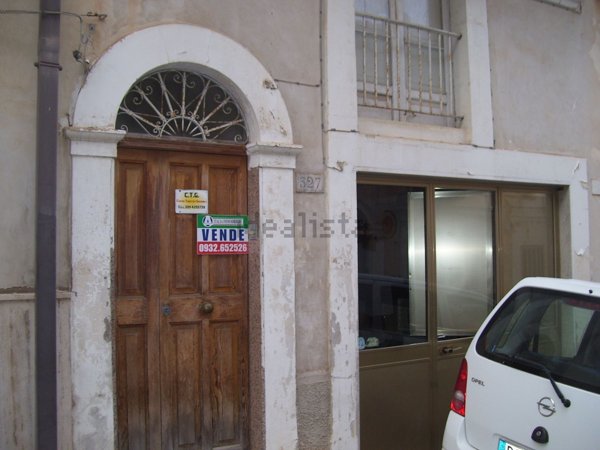 casa indipendente in vendita a Ragusa