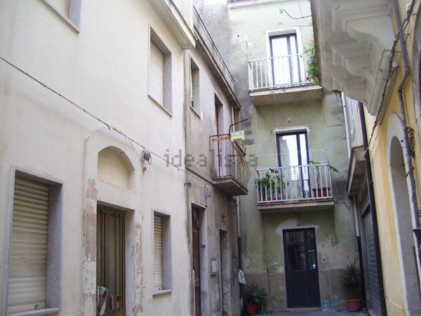 casa indipendente in vendita a Ragusa in zona Ragusa Centro