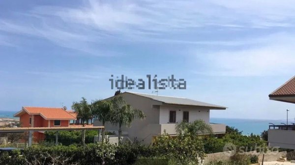 casa indipendente in vendita a Ragusa