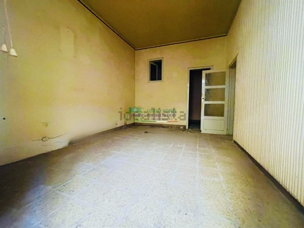 casa indipendente in vendita a Ragusa
