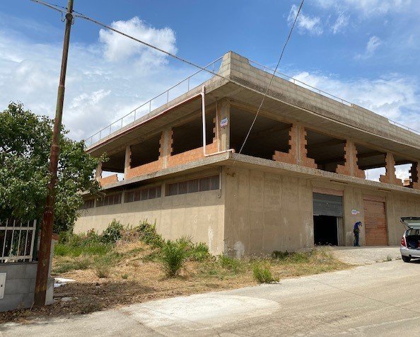 locale commerciale in vendita a Ragusa