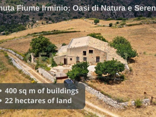 casa indipendente in vendita a Ragusa in zona San Giacomo / Bellocozzo