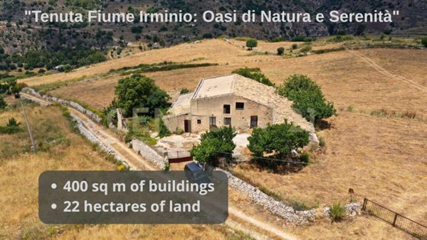 casa indipendente in vendita a Ragusa in zona San Giacomo / Bellocozzo