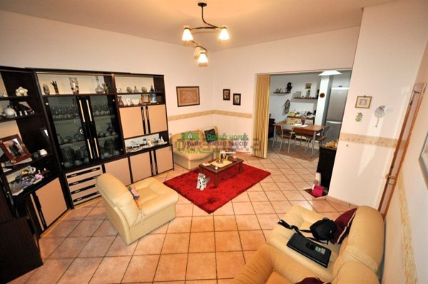 casa indipendente in vendita a Ragusa