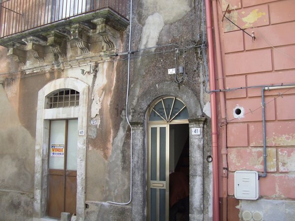 casa indipendente in vendita a Ragusa