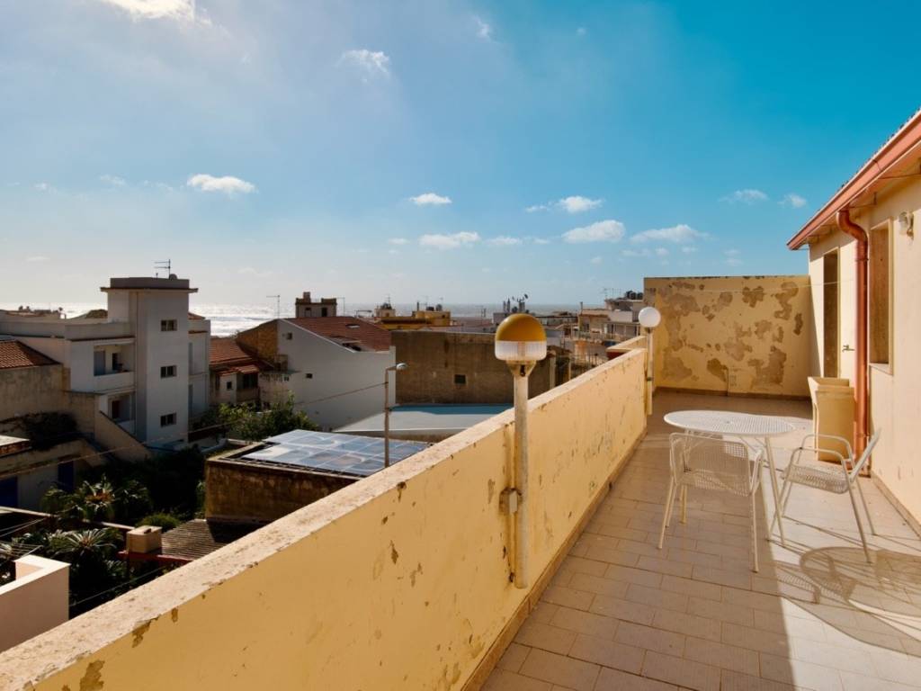 appartamento in vendita a Ragusa in zona Marina