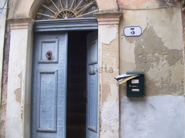 casa indipendente in vendita a Ragusa