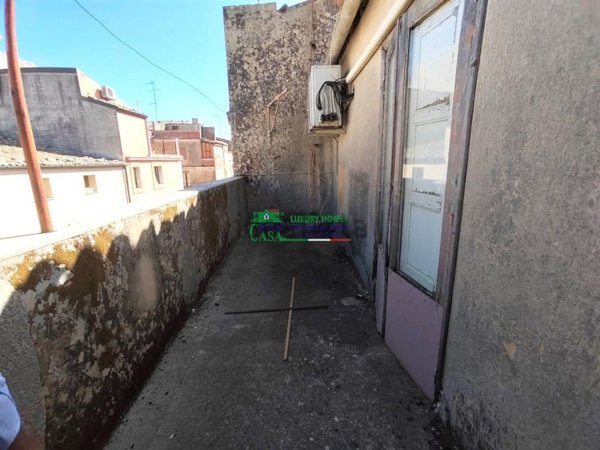 casa indipendente in vendita a Ragusa