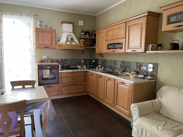 casa indipendente in vendita a Ragusa