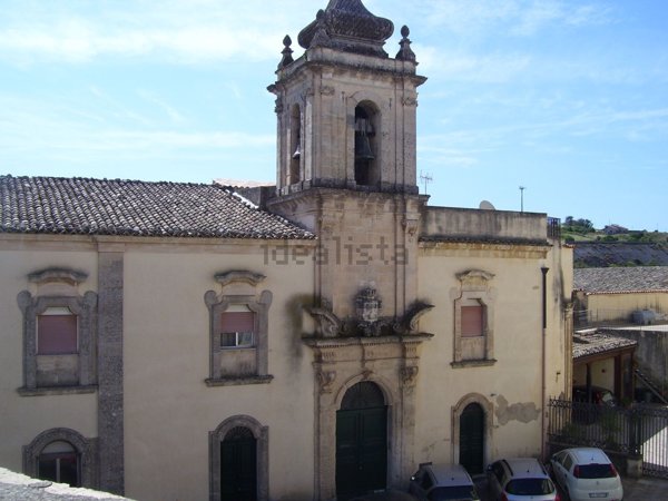 casa indipendente in vendita a Ragusa
