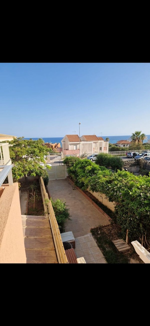 casa indipendente in vendita a Ragusa in zona Marina