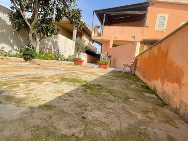 appartamento in vendita a Ragusa in zona Marina