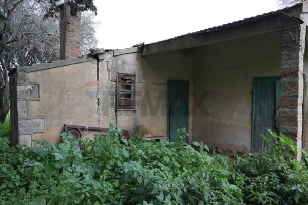 casa indipendente in vendita a Ragusa