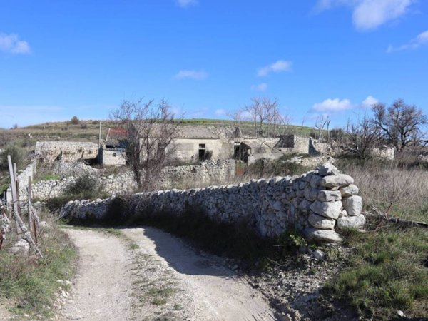 casa indipendente in vendita a Ragusa