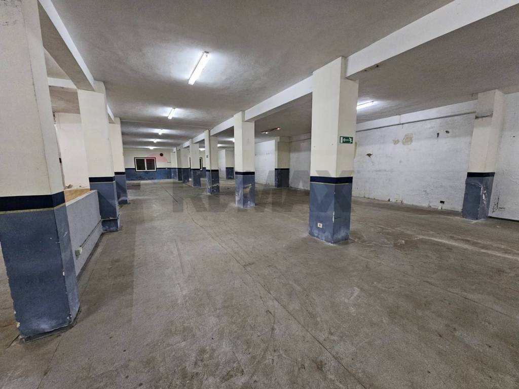 negozio in vendita a Ragusa in zona Ragusa Centro