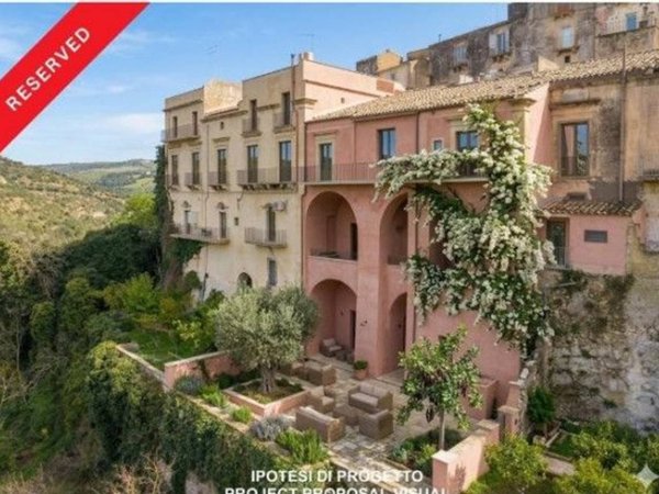 casa indipendente in vendita a Ragusa in zona Ibla