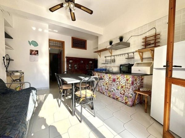 casa indipendente in vendita a Ragusa