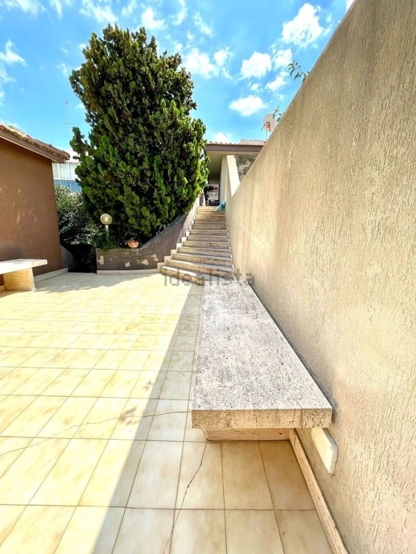 casa indipendente in vendita a Ragusa in zona Ragusa Centro