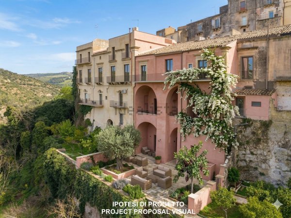 casa indipendente in vendita a Ragusa in zona Ibla