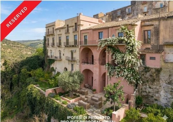 casa indipendente in vendita a Ragusa in zona Ibla