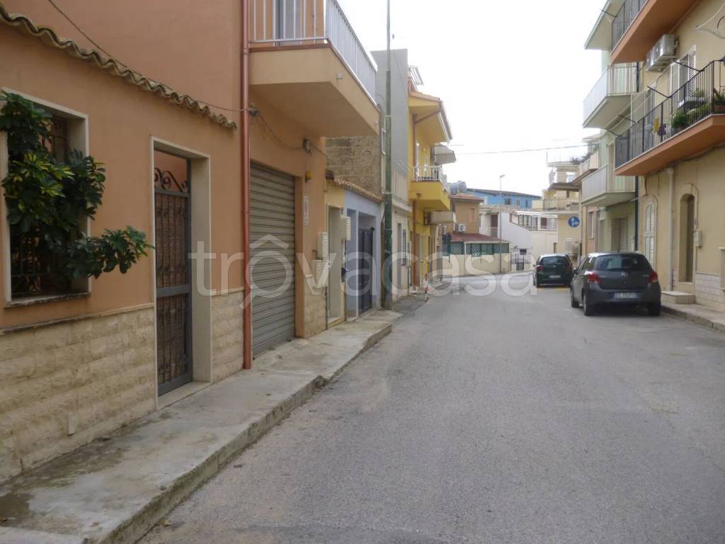 appartamento in vendita a Ragusa in zona Marina