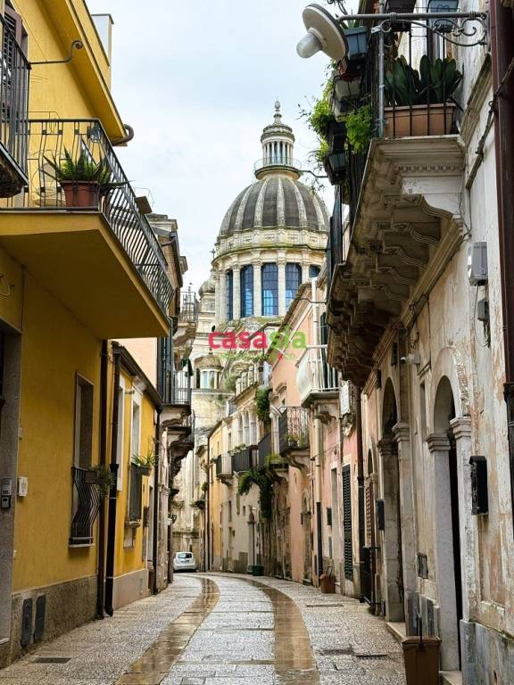 appartamento in vendita a Ragusa in zona Ibla