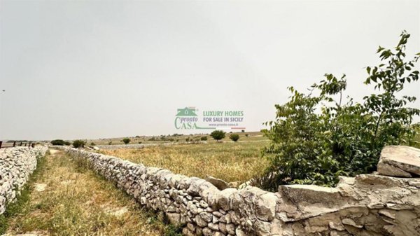 casa indipendente in vendita a Ragusa in zona Pizzillo
