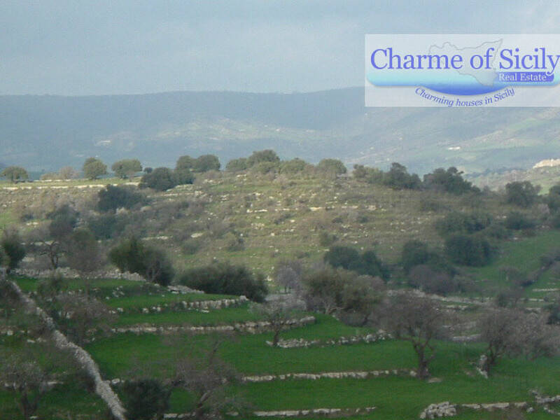 casa indipendente in vendita a Ragusa in zona San Giacomo / Bellocozzo