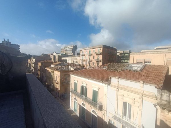 casa indipendente in vendita a Ragusa
