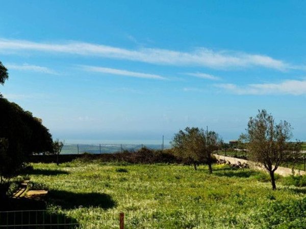 casa indipendente in vendita a Ragusa in zona Punta Braccetto