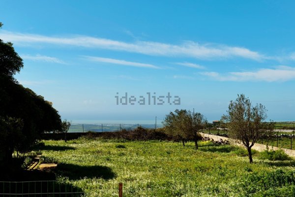 casa indipendente in vendita a Ragusa