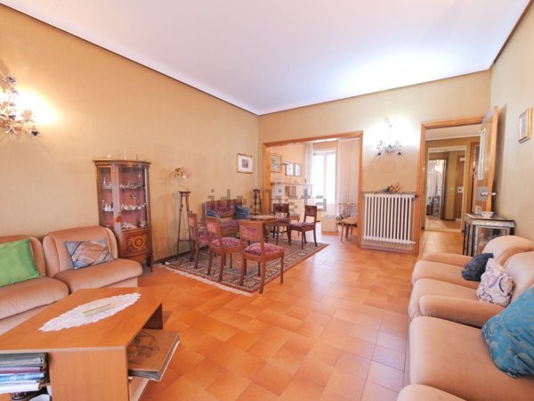 casa indipendente in vendita a Ragusa