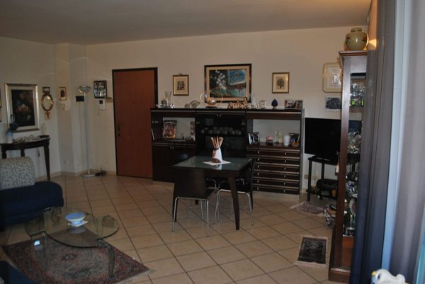 casa indipendente in vendita a Ragusa