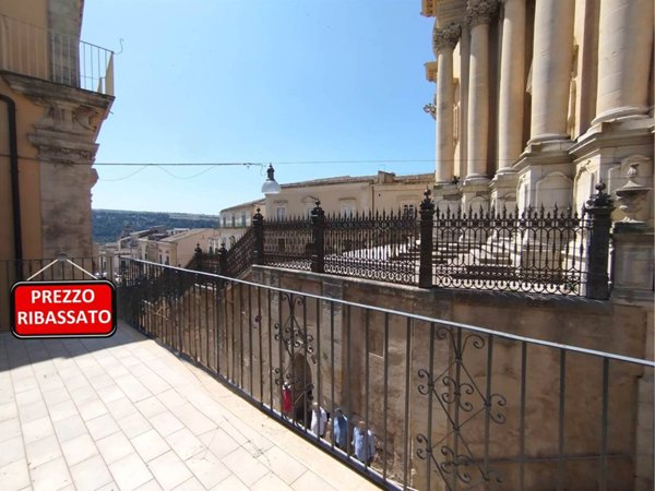 casa indipendente in vendita a Ragusa in zona Ibla