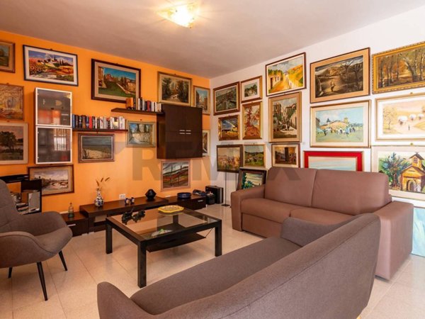 casa indipendente in vendita a Ragusa in zona Marina