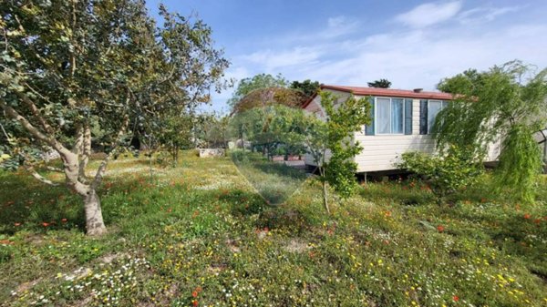 casa indipendente in vendita a Ragusa in zona Ragusa Centro