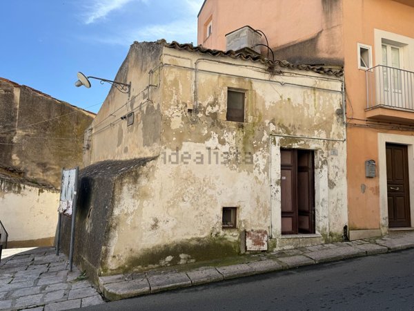 casa indipendente in vendita a Ragusa in zona Ibla