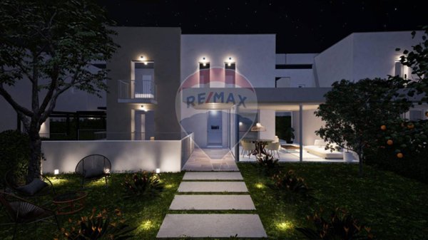 casa indipendente in vendita a Ragusa