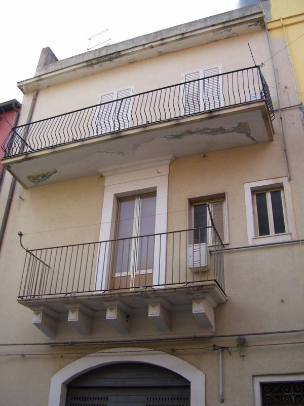 casa indipendente in vendita a Ragusa in zona Ragusa Centro